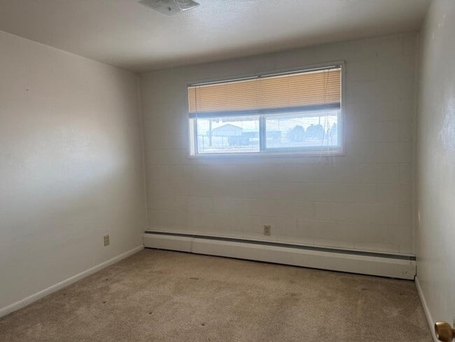 Photo - 1767 Oxford Dr