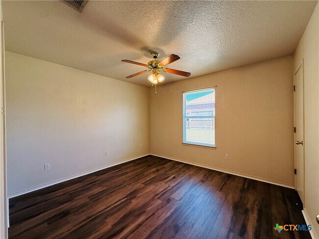 Photo - 2801 Lucille Dr