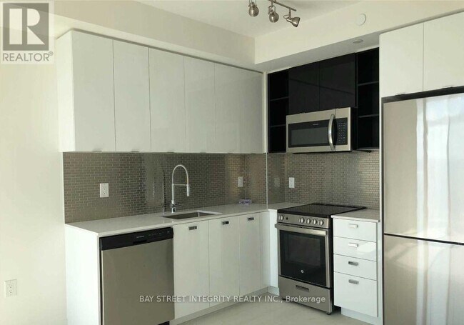 Photo - 10 De Boers Dr Unit 1315