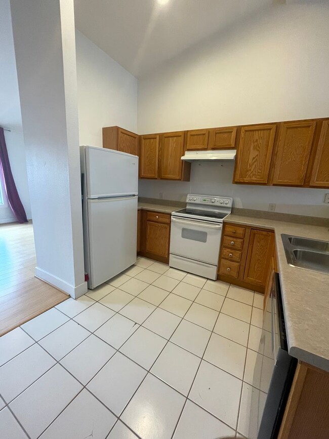Photo - Stylish Studio Available now! Unidad 203