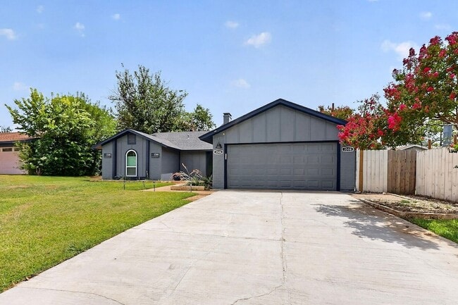 Building Photo - 3508 Grande Bulevar Blvd