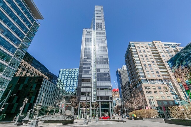 Photo - 1030 Rue de Bleury Unit 3205