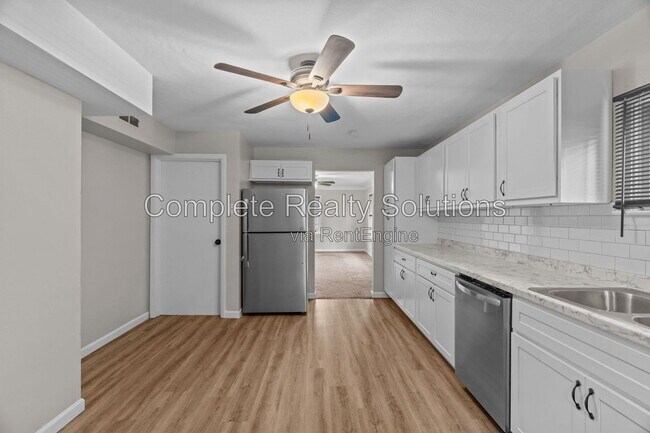Photo - 201 Sadonia Ave