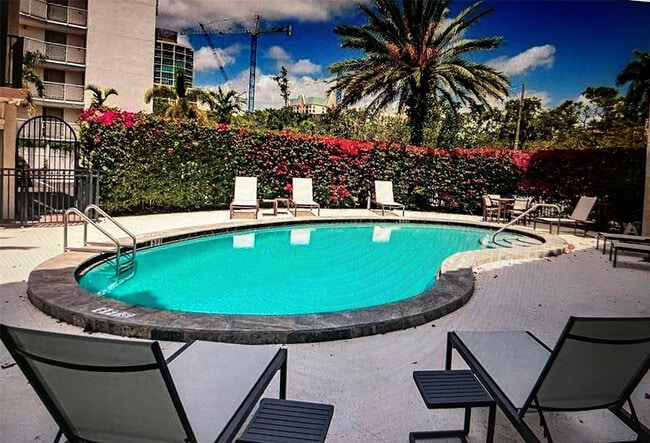 Photo - 924 SE 2nd St Unit 20