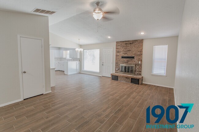 Photo - 400 Trinidad Dr