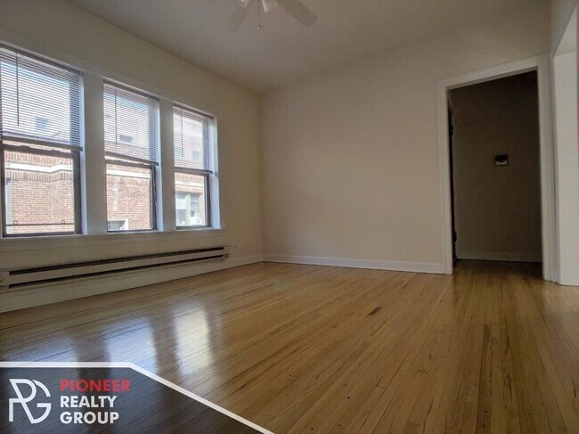 Photo - 3823 N Fremont St Unit 3825-W3