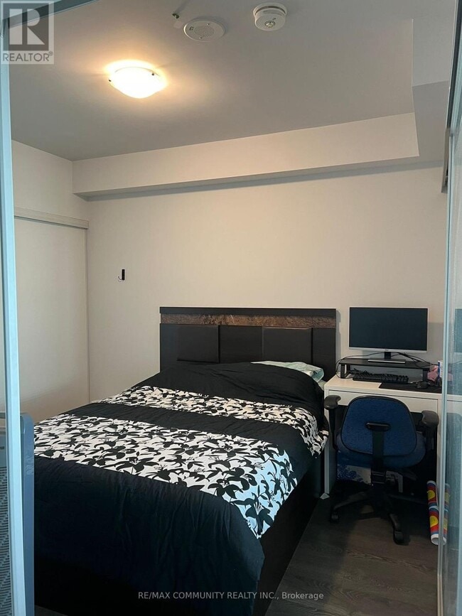 Photo - 2550 Simcoe St N Unité 2402