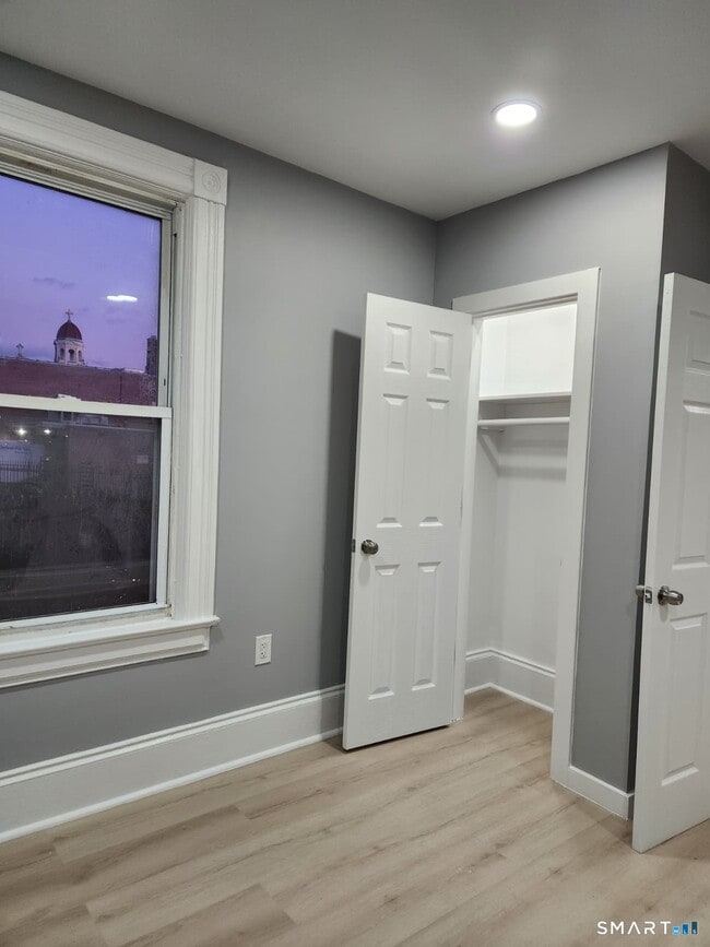 Photo - 23 King St Unit 1st Floor