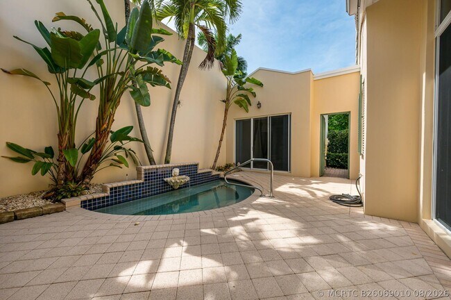 17282 Bermuda Village Dr