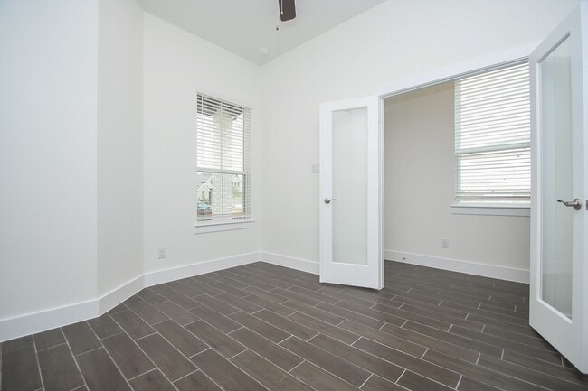 Photo - 2823 Sunrise Fld Ln