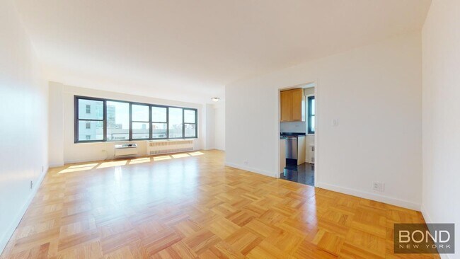 Building Photo - 145 Fourth Avenue Unit 17A Rental
