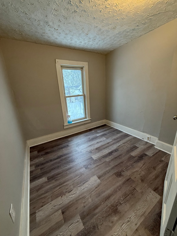 Photo - 831 S Lawn Ave