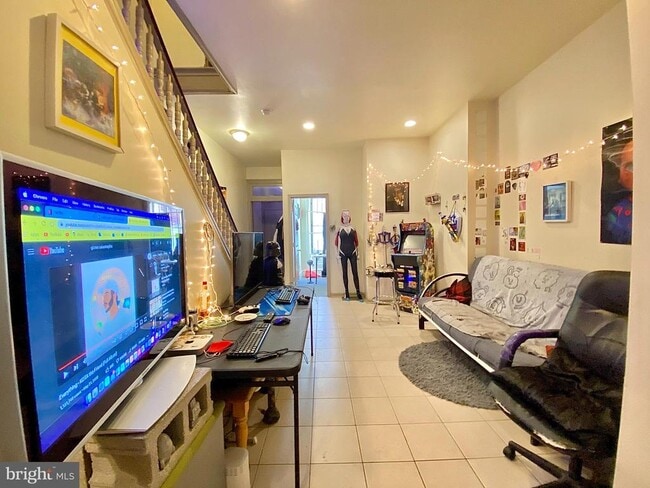 Photo - 2037 N Carlisle St