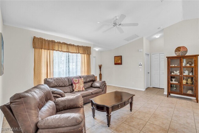 Photo - 2131 24th Ave NE