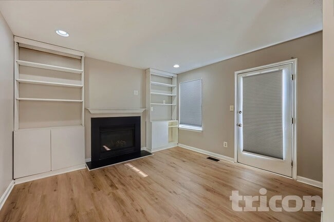 Photo - 3806 Longley Rd