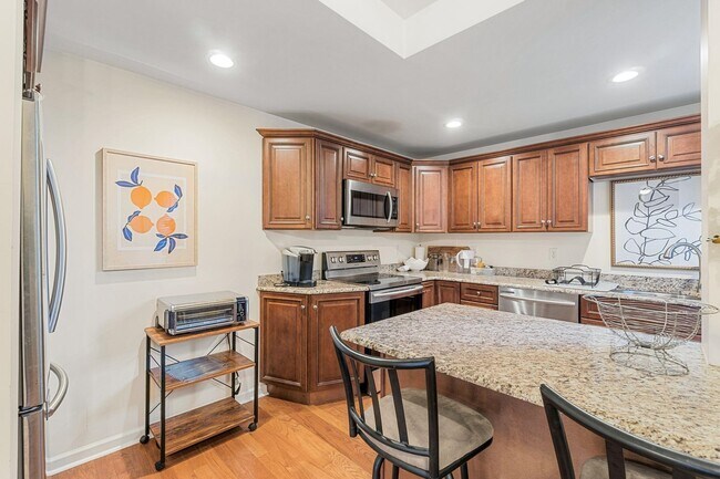 Photo - 50 Glenwood Ave Unidad 505