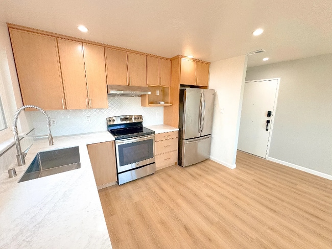 Photo - 12 Linden Ave Unit Apt 1
