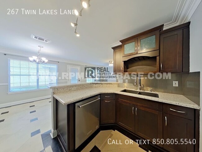 Photo - 267 Twin Lakes Ln
