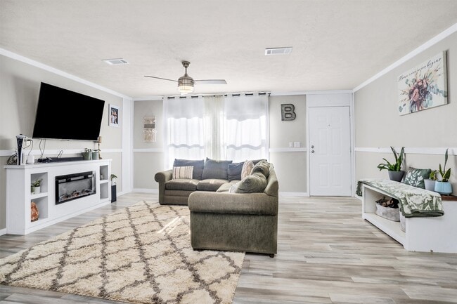 Photo - 595 County Rd 2218