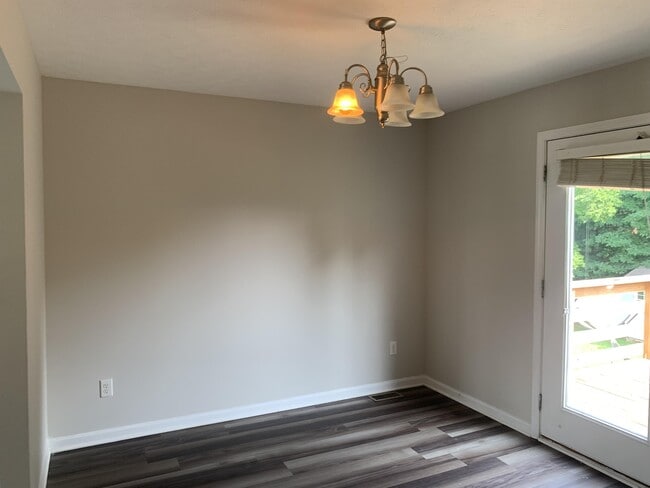 Photo - 307 Ivy Pointe Dr