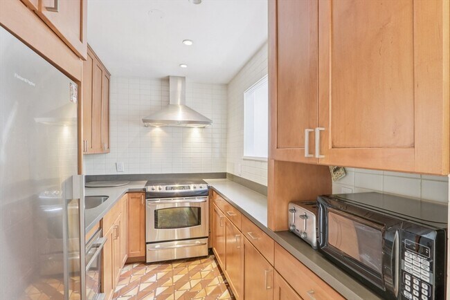 Photo - 583 Massachusetts Ave Unit 5