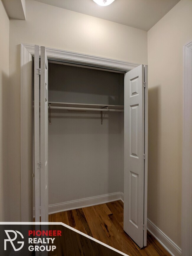 Photo - 1358 N Dearborn St Unit 204