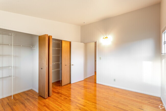 3BR, 1BA - 1,425 SF