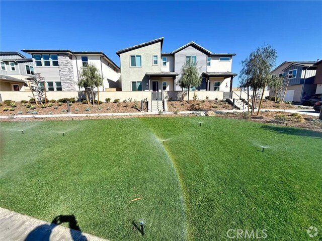 Building Photo - 201 Shoveler Rental