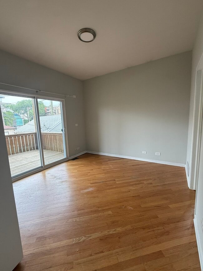 Photo - 1514 N Wood St Unit 1N