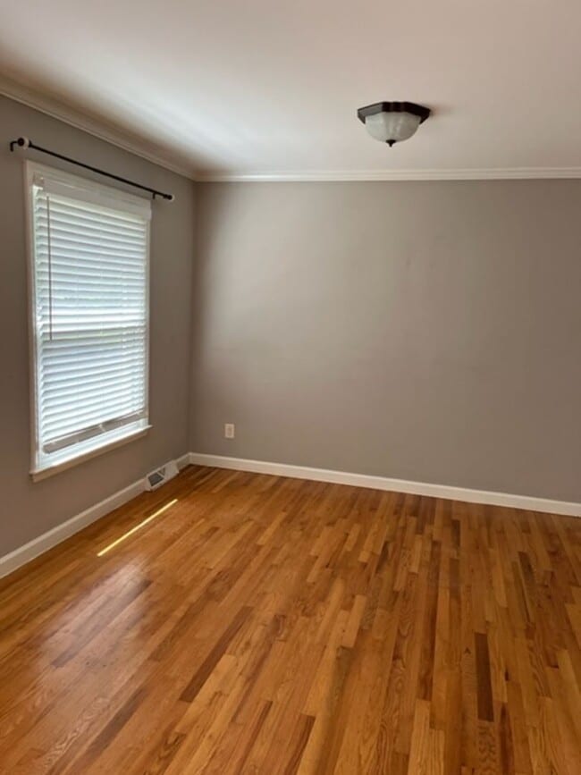 1502 Lafayette Ct