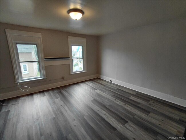 Photo - 87 W Pierpont St Unidad 4