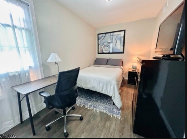 Photo - 123 N 15th St