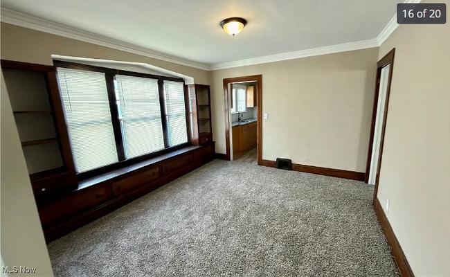 Photo - 825 Helmsdale Rd Unidad Upper