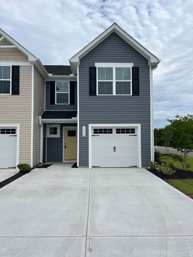 Brand New Townhome - Brand New Townhome