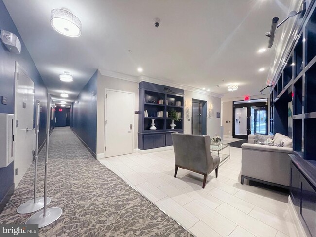 Photo - Luxurious Fairfax City 2 bed Condo