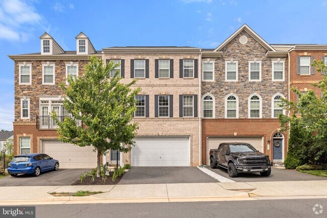Building Photo - 1774 Moultrie Terrace NE Rental