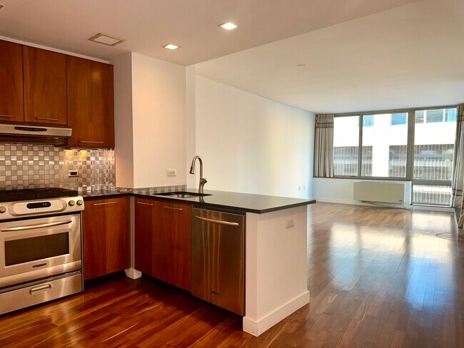 Photo - 25 Hudson St Unit # 712