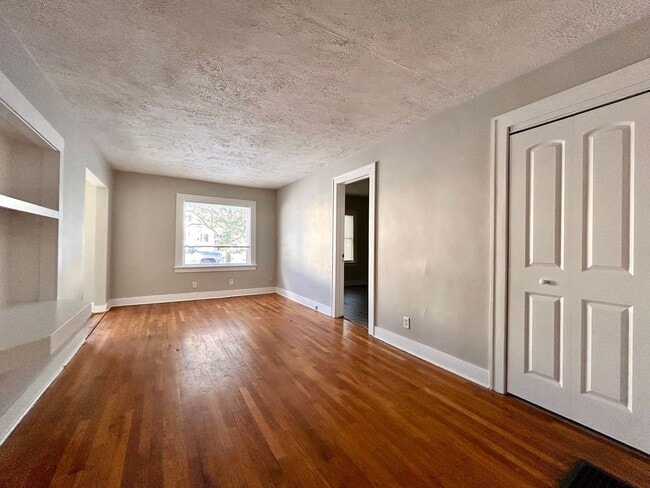 Photo - Three Bedroom Single Family Home - Southeast Grand Rapids