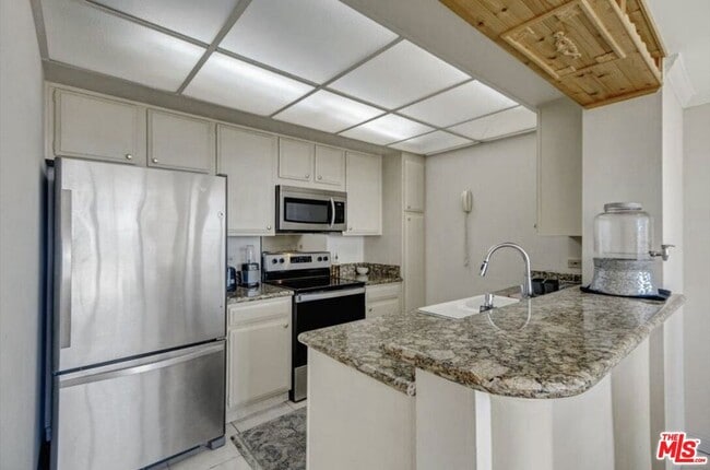 Photo - 10535 Wilshire Blvd Unit 1701