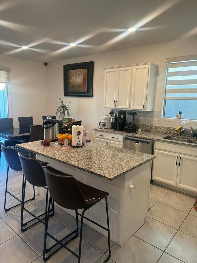 Photo - 4bd/2.5bath Single Family Home