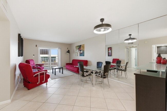 Photo - 200 S Birch Rd Unit 605