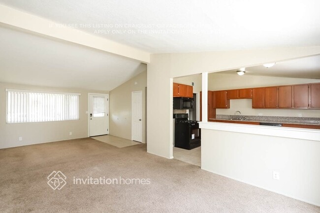 Photo - 27210 Marchland Ave