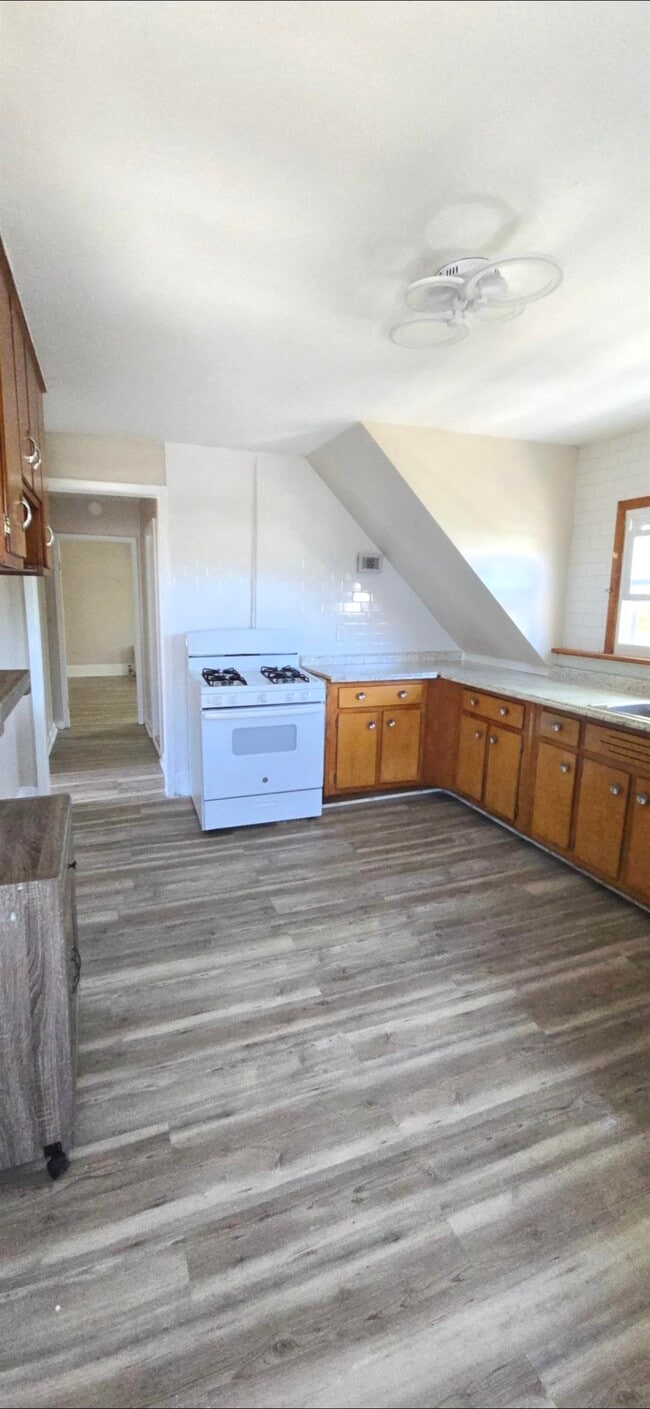 Photo - 59 W 3rd St Unit 3