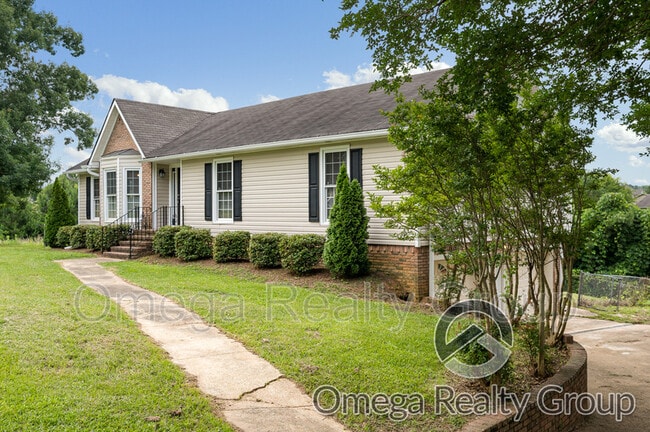 Building Photo - 1205 8th Pl