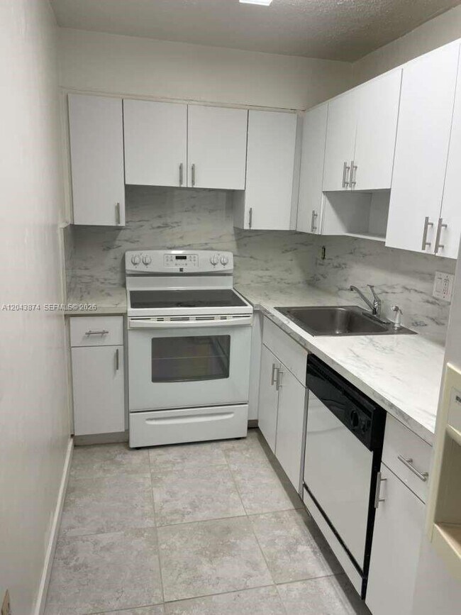 Photo - 4805 NW 7th St Unit 109-15
