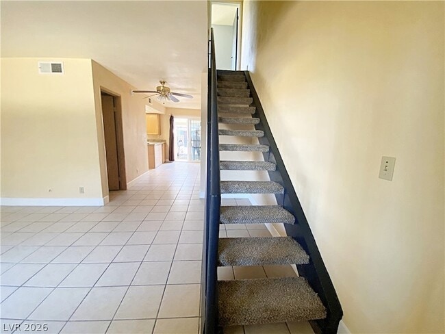 Photo - 894 Rhinegold Way