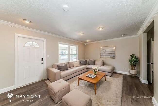 Photo - 1400 21st St S