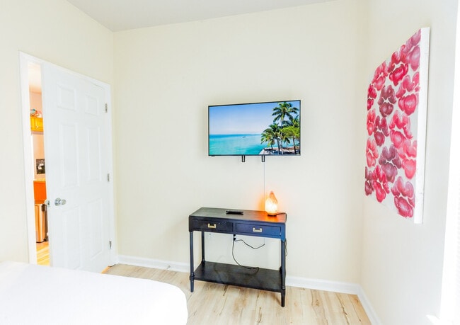 Photo - 1657 Indian Woman Rd Unidad SI ID1502060P