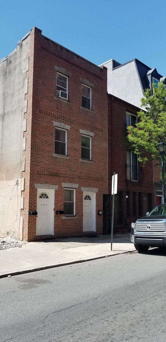 Building Photo - 1816 South St Unit 2nd Rental