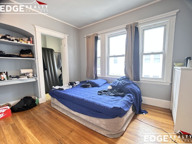 Photo - 32 Blenford Rd Condo Unit 3